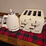 kettle and toaster Image 3