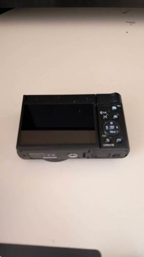 Brand New Lumix Tz99 Compact Camera with  Free 64gb SD Card