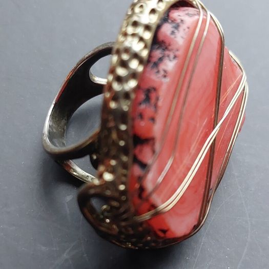 Dress ring
