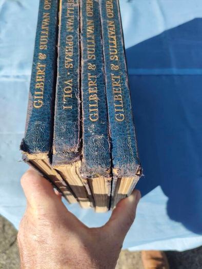 Volumes 1-4 Gilbert & Sullivan Operas