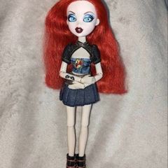 doll Bratz bratzillaz meygana broomstix