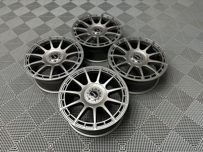 20" Inch VS-F11 Strom wheels Ford Transit Custom Van 5X160 Centre Bore 65.1 Gunmetal