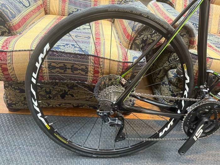 Carbon bike Cannondale Synapse size 56