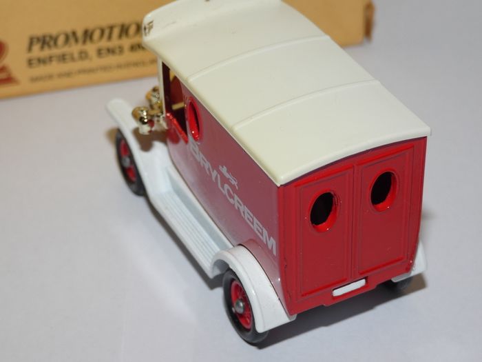 Lledo Brylcreem Promotional Model 1920 Model T Ford Van Boxed Unused