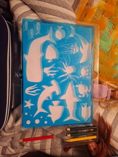 Stencils box