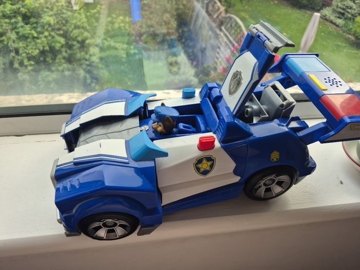 Paw Patrol Chase 2in1 Transforming Movie City Cruiser