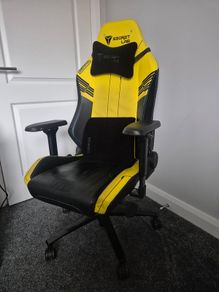 SecretLab Cyberpunk 2077 Gaming chair