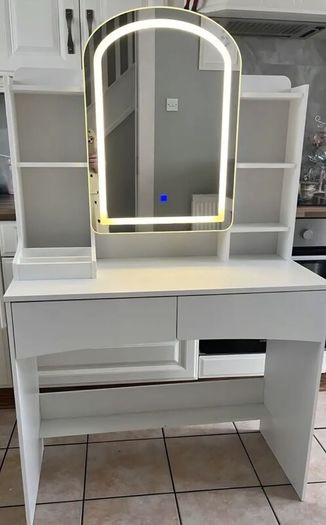 dressing table