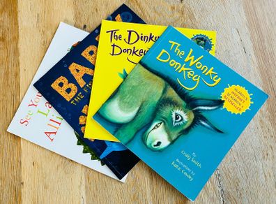 Kids Bedtime Story Books x4 - Wonky Donkey & More - Excellent Condition