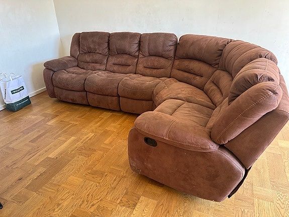 recliner sofa