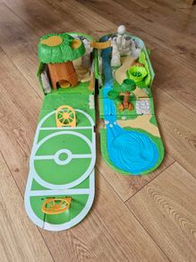 Pokemon playset, carrycase, Kanto region