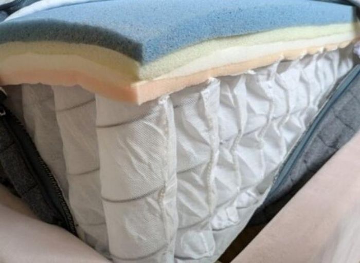 Brand New Full Foam Genuin Emma. Mattresses. Hybrid Pocket Sprung Mattresses Available too. 3ft, 4FT, 4FT6, 5FT AND 6FT SIZES AVAILABLE