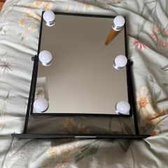 Make Up Mirror