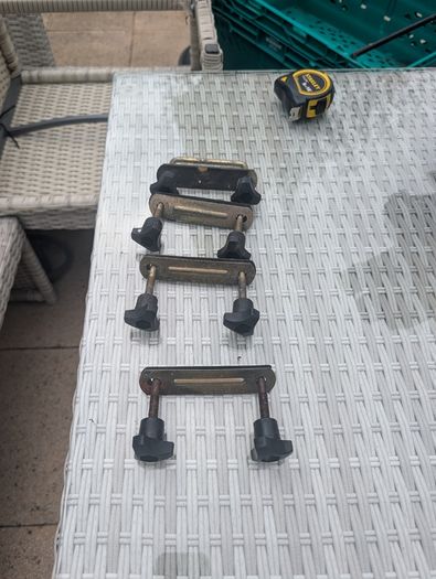 Car roof rails