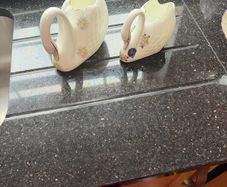 Royal Tara Galway Fine Bone China Swan Vases Pair