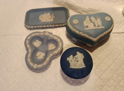 Wedgwood bundle