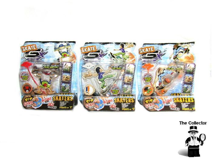 Lot of 3 packets of gx skate racers skateboard tricks skaters gyro power rip cord gift fingerboard tech deck mini skateboard made by Jakks Pacific 2009 brand new sealed