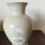 Denby 'Daybreak' Flowervase Image 8