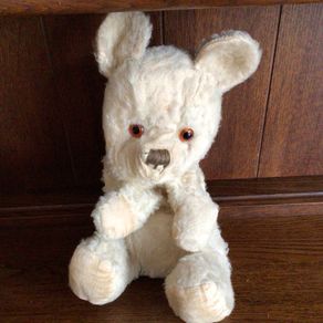 1950s/ 1960s Well loved Straw filled Glass eyed Collectors bear