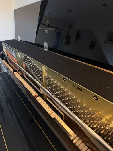 Kawai K300 Mint Condition (Less 3 years old)