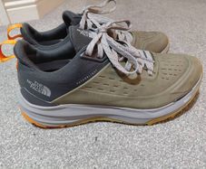 Mens North Face hiking shoes