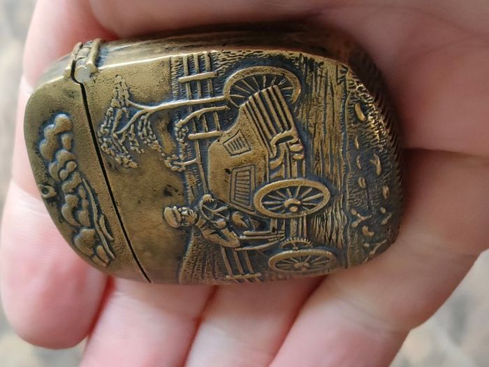 Brass motoring vesta case