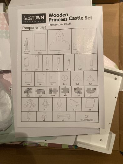 Wooden princess castle set