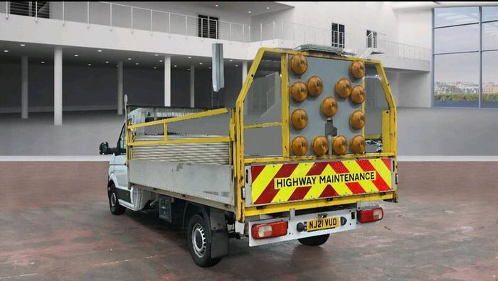 14Ft Dropside body Traffic management