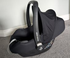 Maxi Cosi car seat