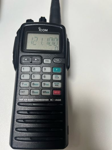 ICOM Airband Tranceiver IC-A6E