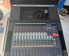 soundcraft desk mixer