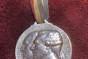 Ww1 militaria French Fundraising Medals.