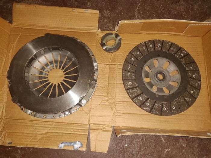 3 Pieces Clutch Kit 228mm Audi / Seat / Skoda / Volkswagen