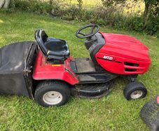MTD ride on lawnmowers