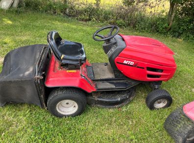 MTD ride on lawnmowers