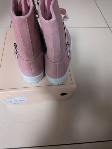 Vices Pink Rebel Ankle Boots.  S.39-6.  B.N.W.T. -