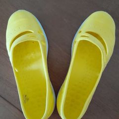 Girls Croc sandalsSize 12