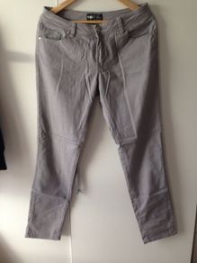 Grey skinny jeans