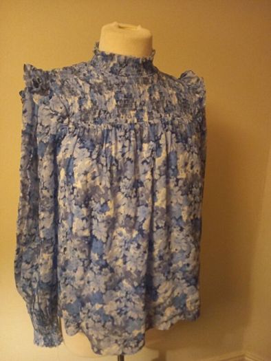 & Other Stories Smocked Blouse 36 uk 8 10