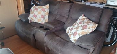 recliner couch with console