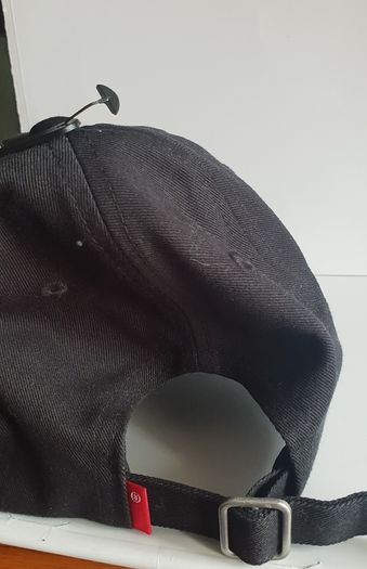 New Levis Cap