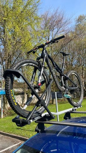 thule roof bars bike rack