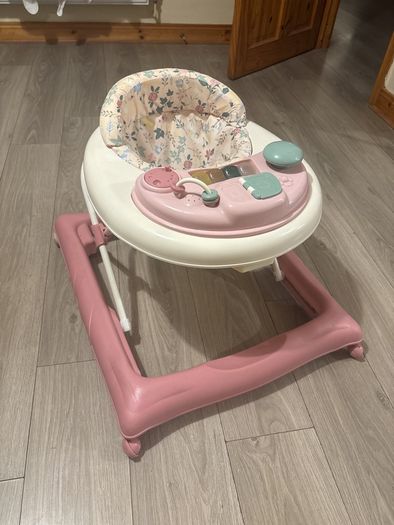 baby walker