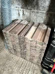Roof tiles