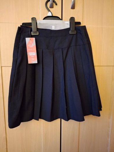 2x New School Skirts
