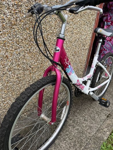 Girls bike