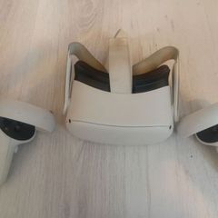 Quest 2 VR Headset