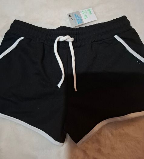 New girls shorts size 10-11 years