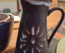 Delphi milk jug and sugar bowl set
