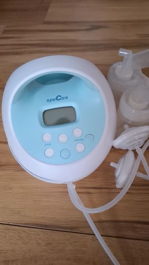 Spectra S1 plus breast pump